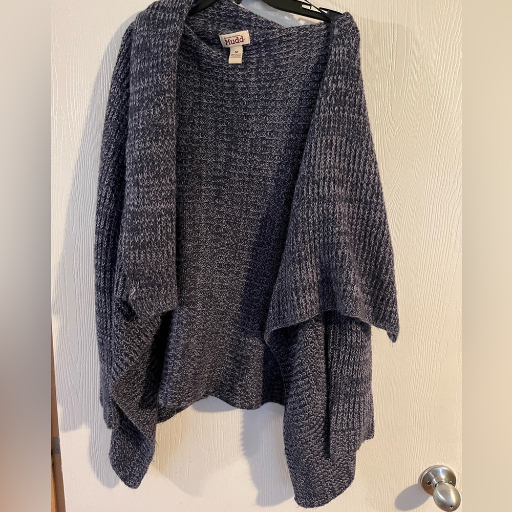 Young women’s medium purple cardigan